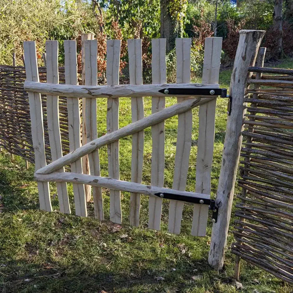 1.2m Chestnut Picket Garden Gate – Rustic Split Hazel with Hinges